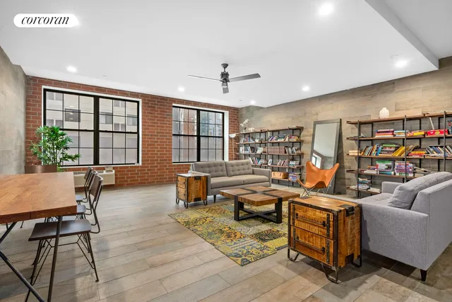 $1,950,000 | 42-60 Crescent Street, Unit 7E | Long Island City