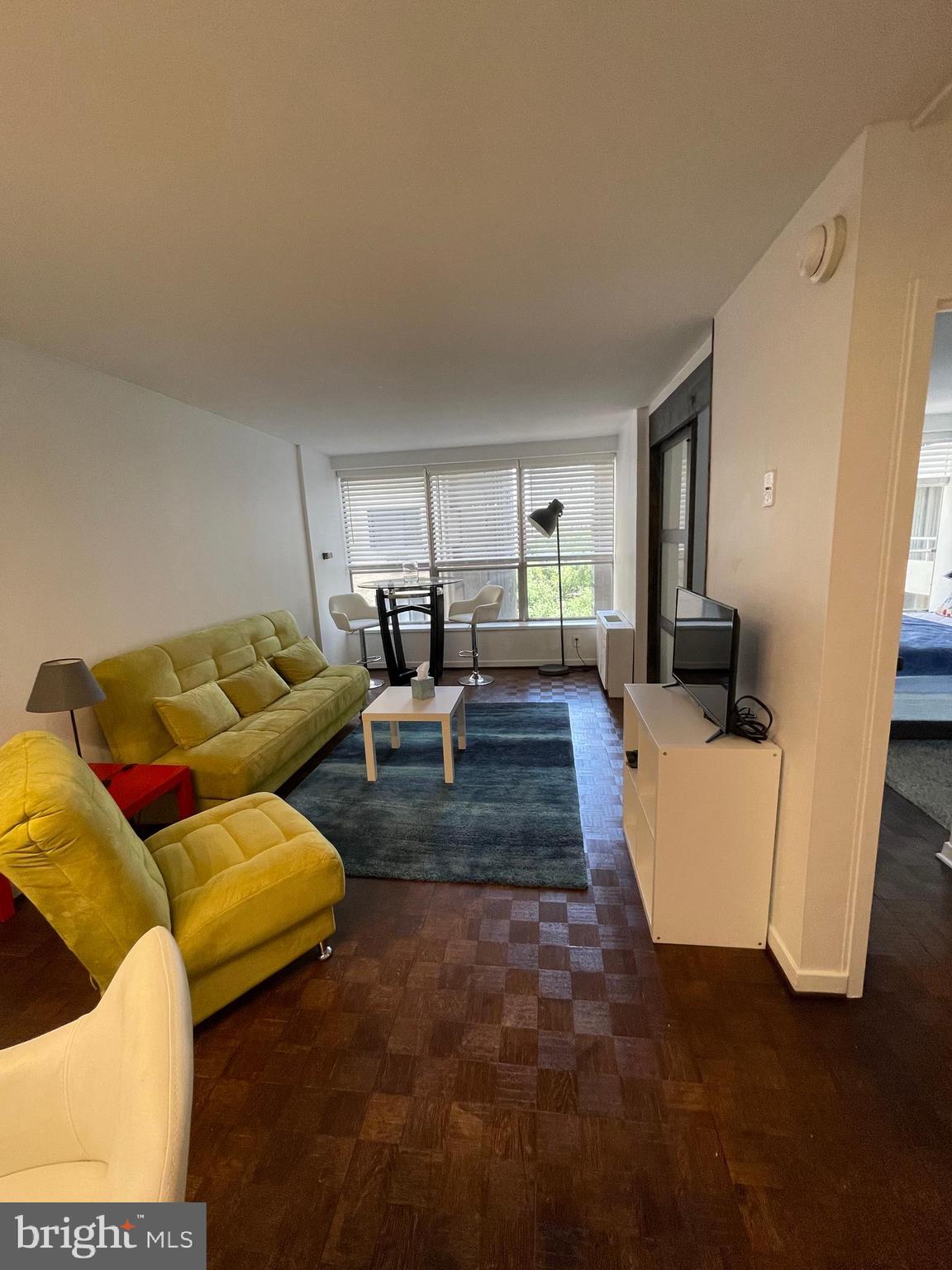 224-30 West Rittenhouse Square, Unit 1017 Philadelphia, PA 19103 - Photo 3 of 12