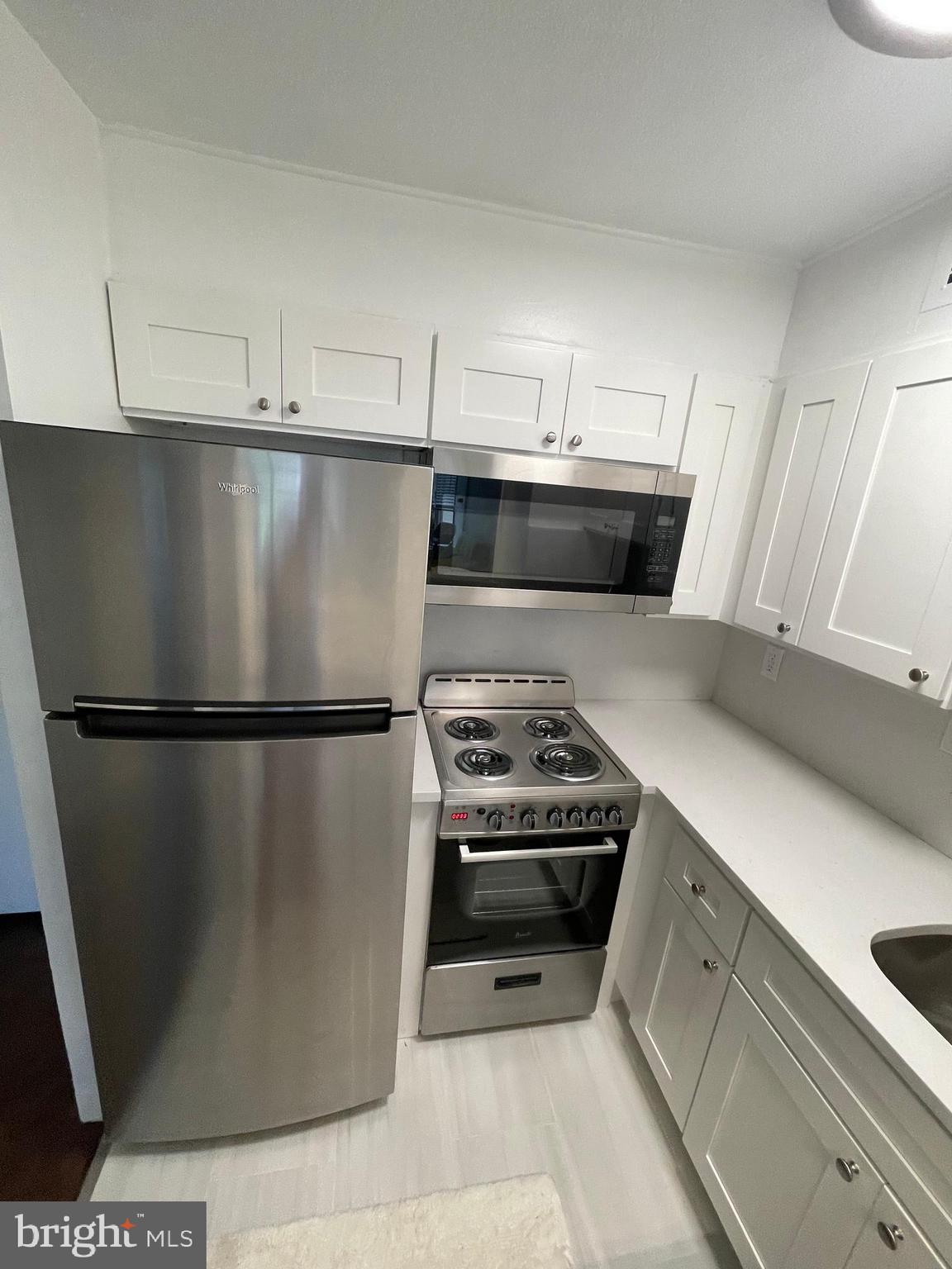 224-30 West Rittenhouse Square, Unit 1017 Philadelphia, PA 19103 - Photo 5 of 12