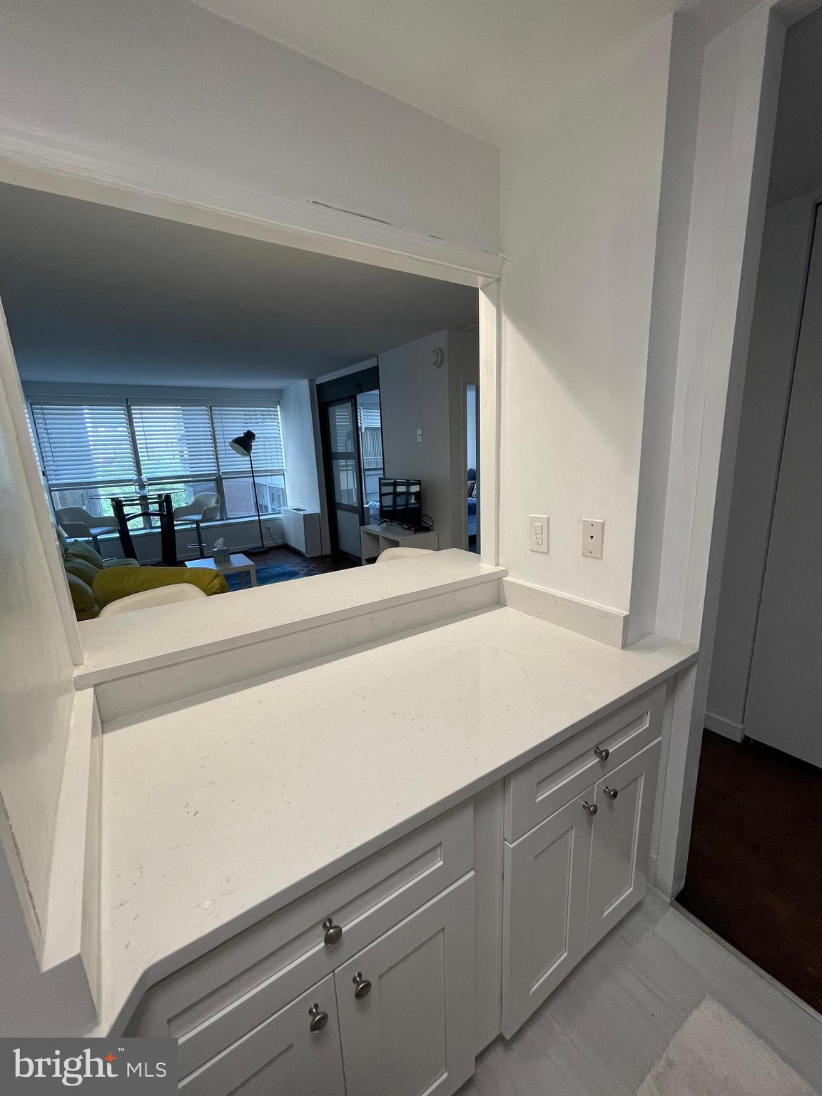 224-30 West Rittenhouse Square, Unit 1017 Philadelphia, PA 19103 - Photo 6 of 12