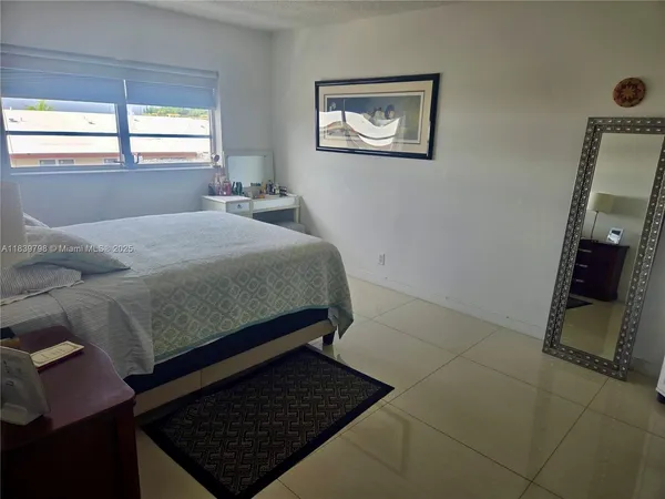 $1,850 | 5300 Washington Street, Unit U403, Hollywood, FL 33021