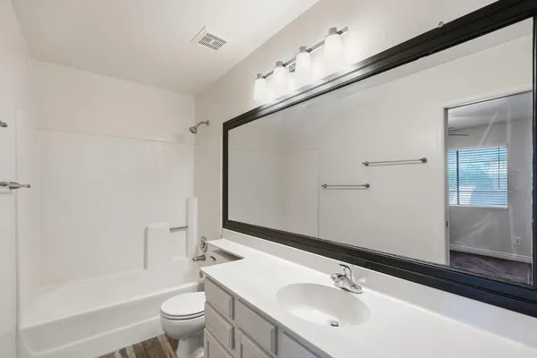 $2,200 | 1333 North Brittany Lane, Gilbert, AZ 85234