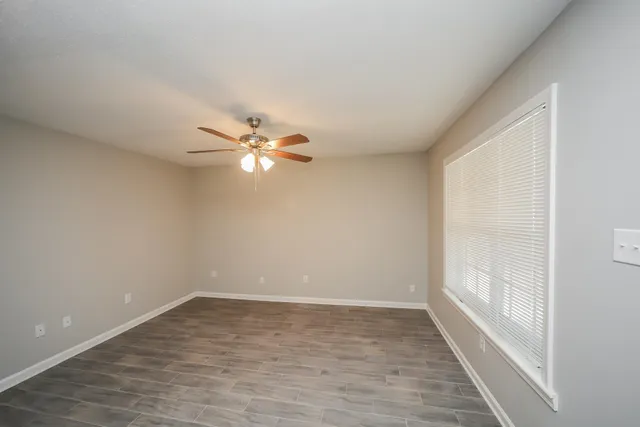 $1,605 | 5495 Flowering Peach Drive, Memphis, TN 38115