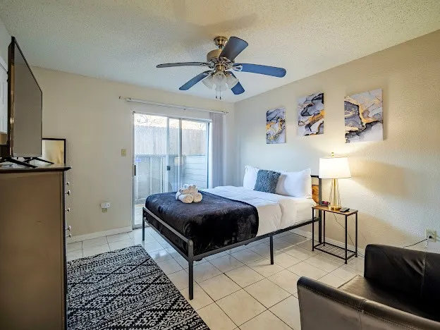 $975 | 260 El Dorado Boulevard, Unit 1103, Houston, TX 77598