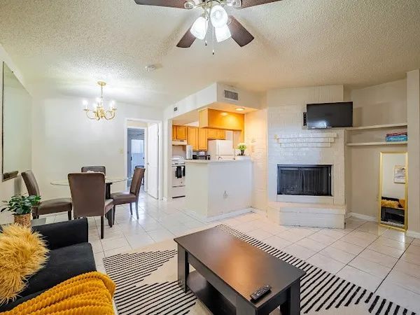 $965 | 260 El Dorado Boulevard, Unit 1103, Houston, TX 77598