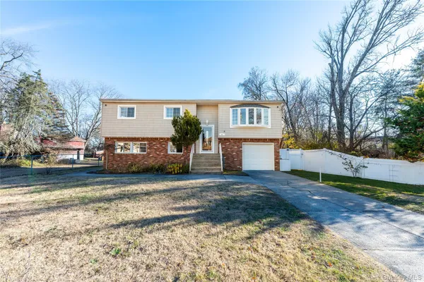 $999,000 | 361 Nevada Street, Lindenhurst, NY 11757