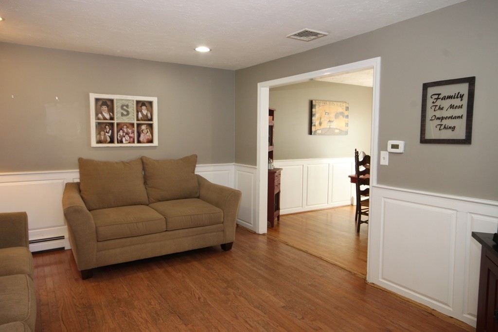 18 Cliff Road Bellingham, MA 02019 - Photo 13 of 30 Gallery Image 13