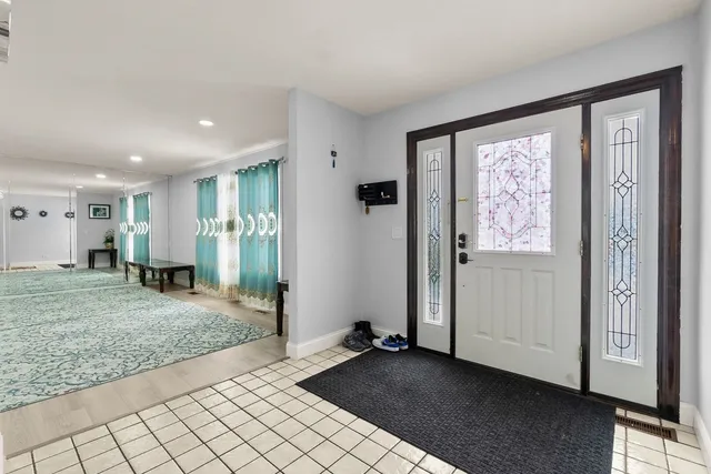 $429,900 | 1767 Hemlock Drive, Glendale Heights, IL 60139