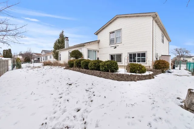 $429,900 | 1767 Hemlock Drive, Glendale Heights, IL 60139