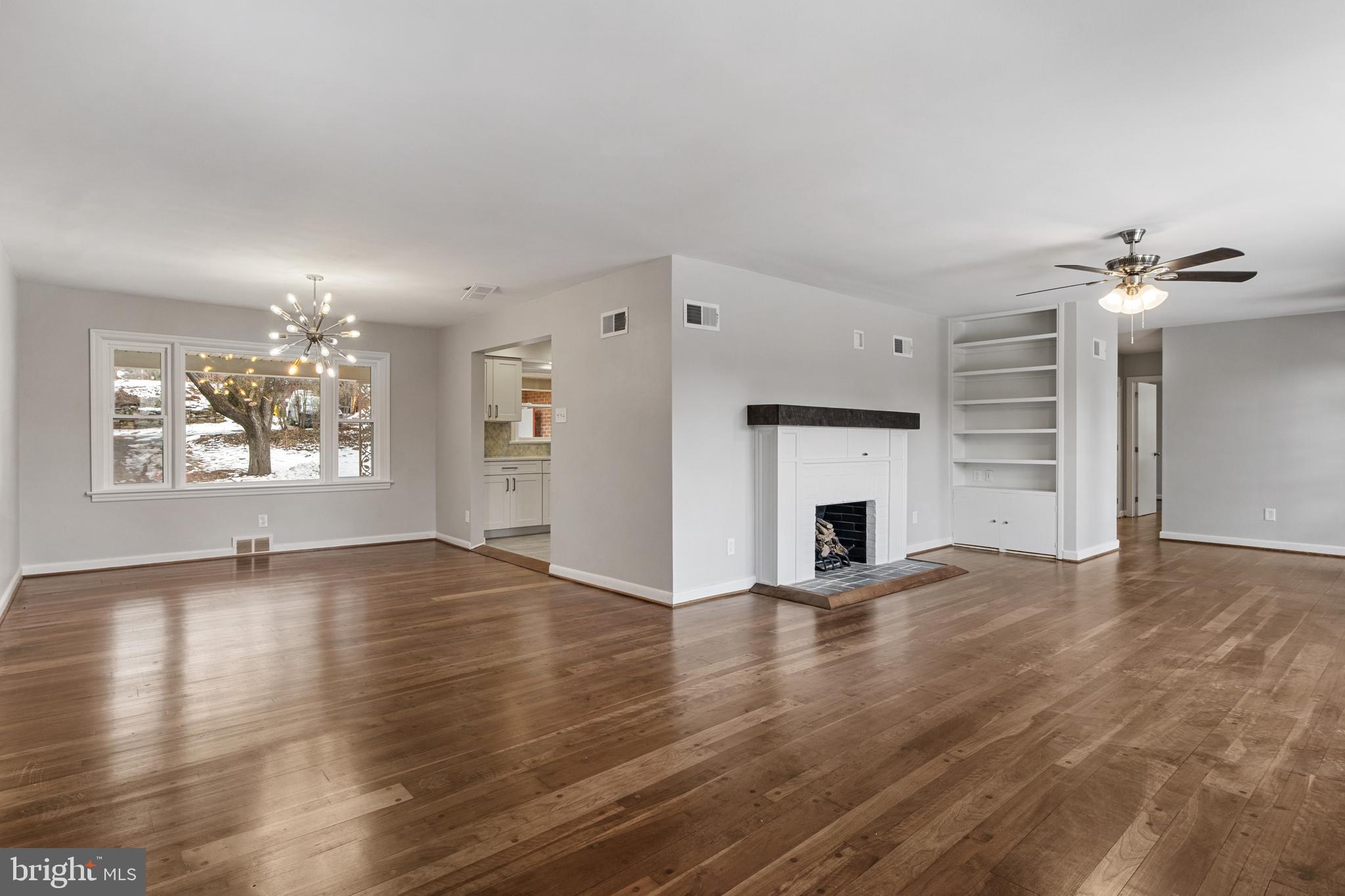 112 Irving Road York, PA 17403 - Photo 11 of 57 Gallery Image 11