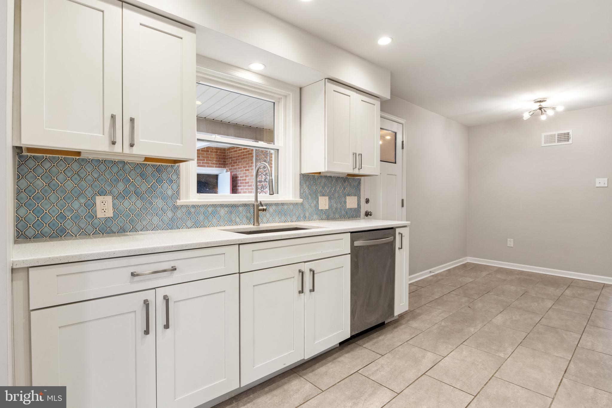 112 Irving Road York, PA 17403 - Photo 14 of 57 Gallery Image 14