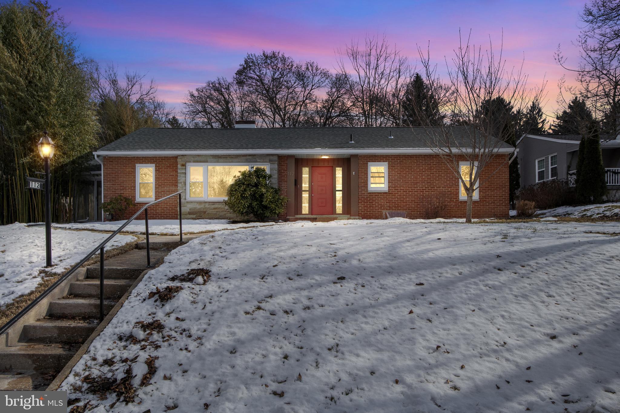 112 Irving Road York, PA 17403 - Photo 2 of 57 Gallery Image 2