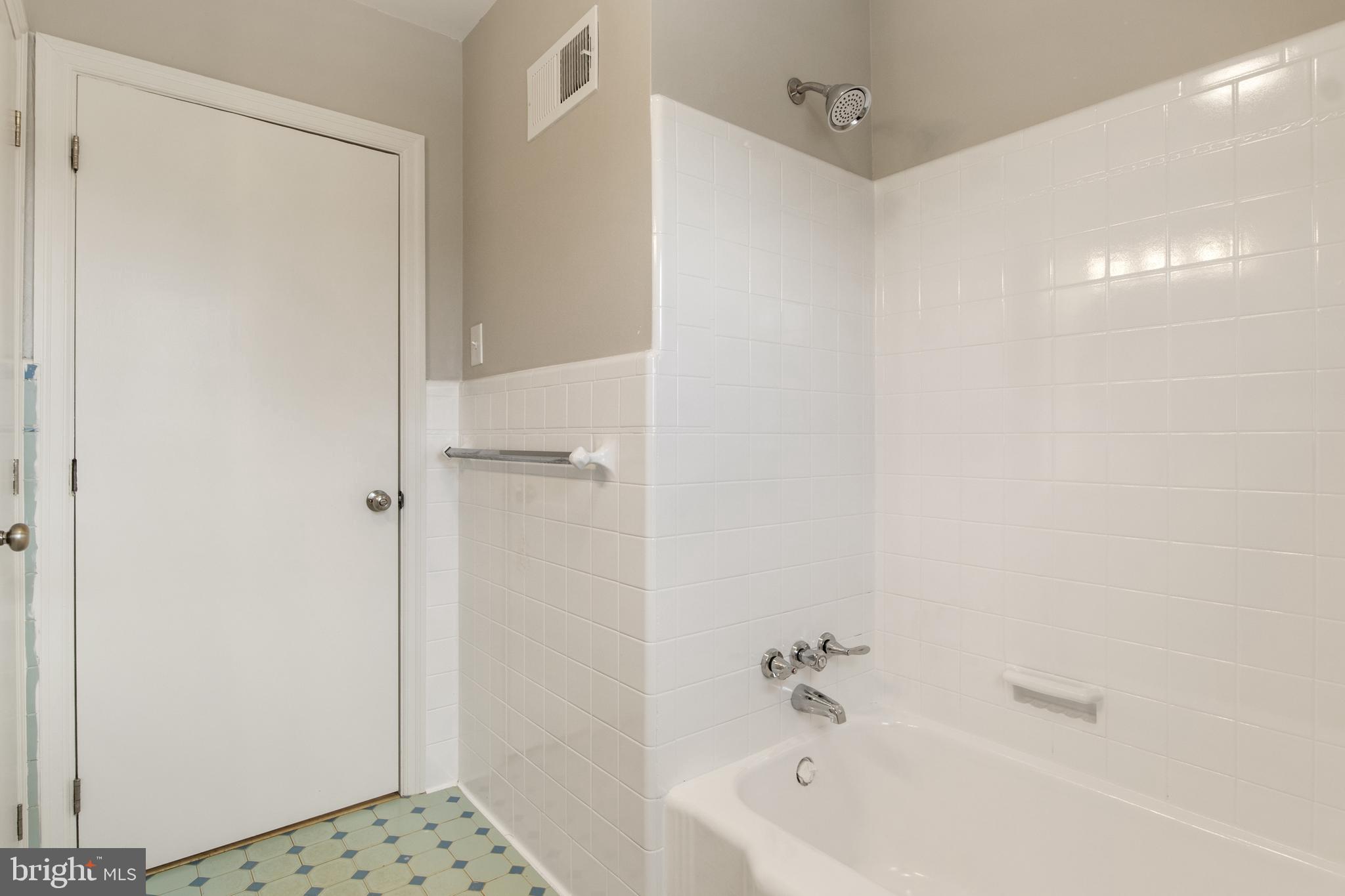 112 Irving Road York, PA 17403 - Photo 22 of 57 Gallery Image 22