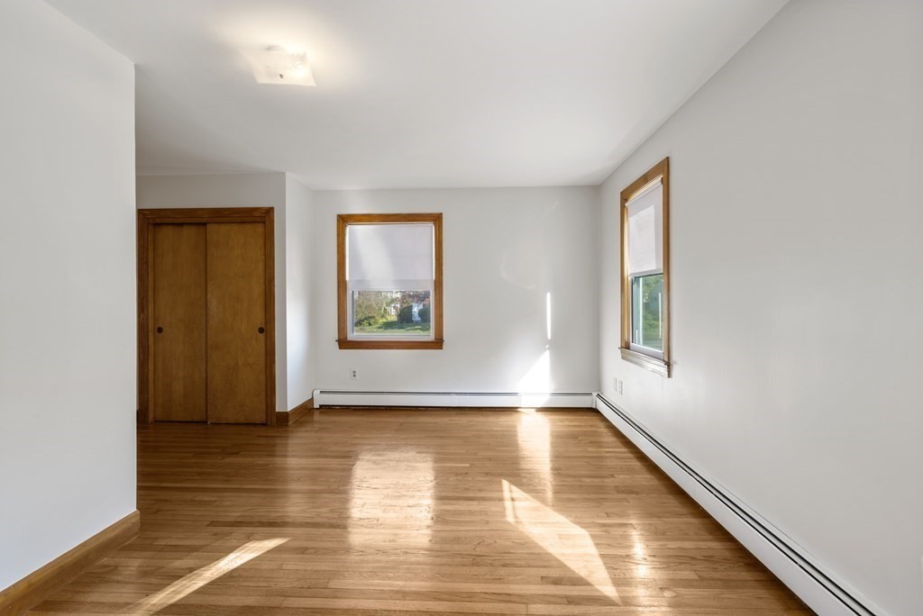 94 Stevens Road Swansea, MA 02777 - Photo 11 of 34 Gallery Image 11