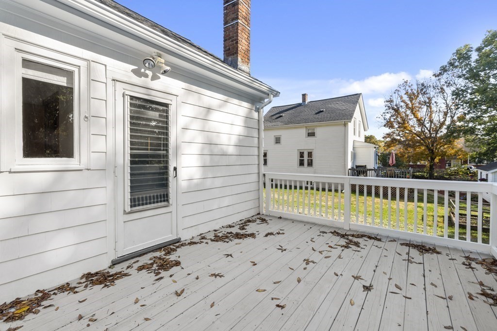 94 Stevens Road Swansea, MA 02777 - Photo 32 of 34 Gallery Image 32