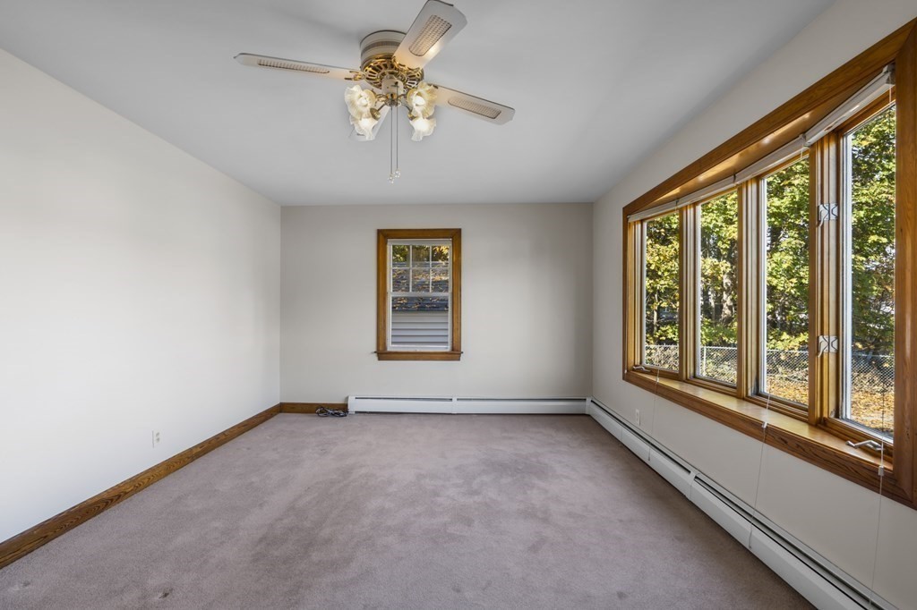 94 Stevens Road Swansea, MA 02777 - Photo 6 of 34 Gallery Image 6