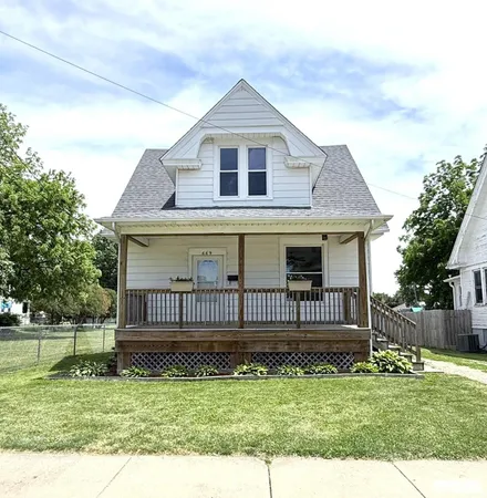$109,900 | 669 Maple Avenue, Galesburg, IL 61401