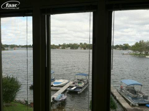 2204 South Long Lake Road Fenton, MI 48430 - Photo 11 of 22 20284365-10.JPG