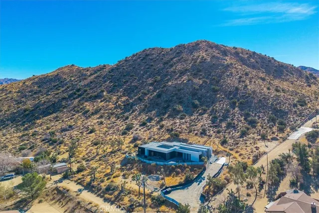 $1,700,000 | 8175 Fox Trail, Yucca Valley, CA 92284