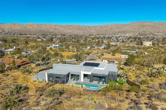 $1,700,000 | 8175 Fox Trail, Yucca Valley, CA 92284