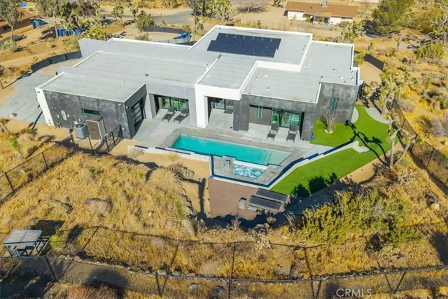 $1,700,000 | 8175 Fox Trail, Yucca Valley, CA 92284