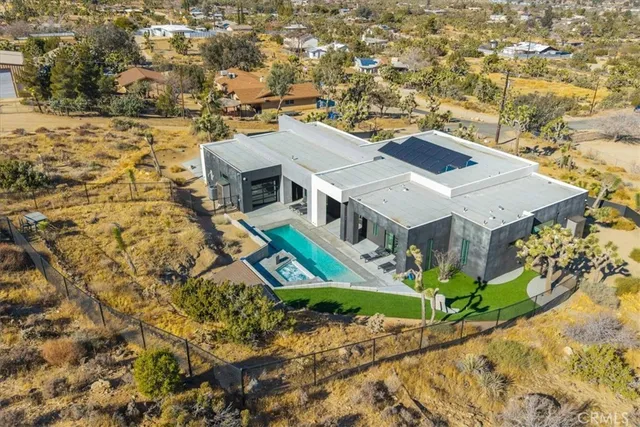 $1,700,000 | 8175 Fox Trail, Yucca Valley, CA 92284