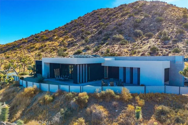 $1,700,000 | 8175 Fox Trail, Yucca Valley, CA 92284