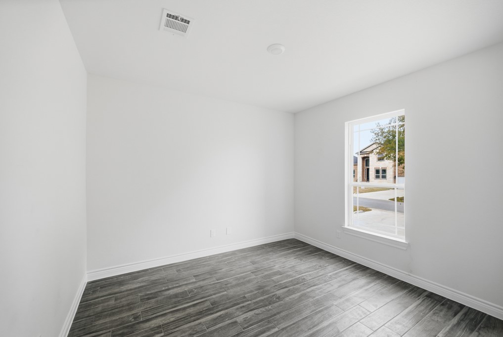 16503 Boston Post Road Cypress, TX 77429 - Photo 4 of 44 a view of an empty room and window