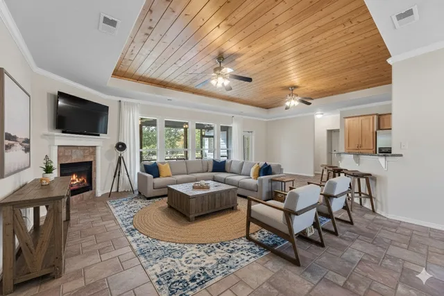 $395,000 | 220 Harbour Row Drive, Coldspring, TX 77331