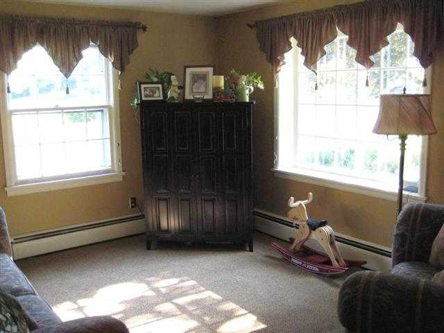 4 Eastview Road Colonie, NY 12110 - Photo 5 of 12 Photo 5