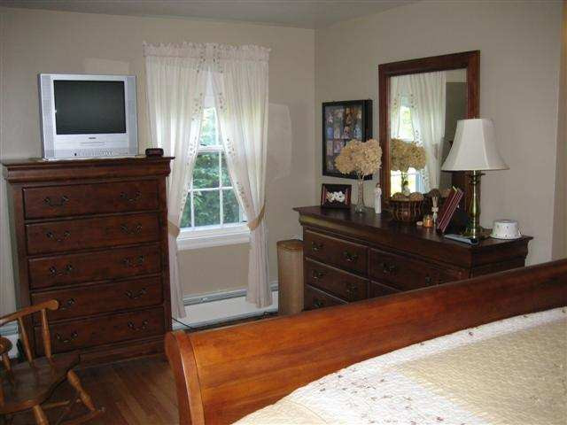 4 Eastview Road Colonie, NY 12110 - Photo 6 of 12 Photo 6