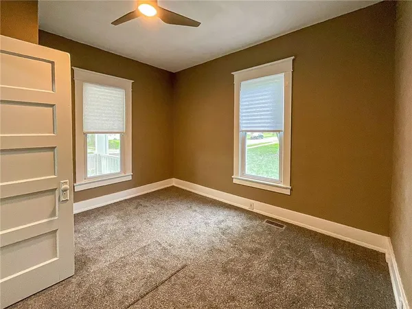 $159,500 | 923 East 10th Street, Sedalia, MO 65301