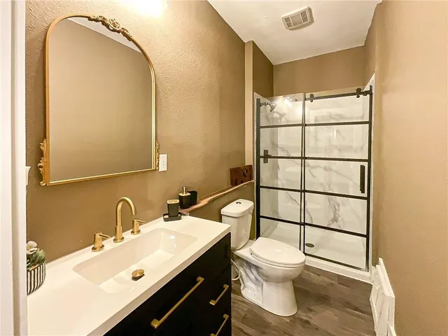 $159,500 | 923 East 10th Street, Sedalia, MO 65301