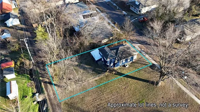 $159,500 | 923 East 10th Street, Sedalia, MO 65301