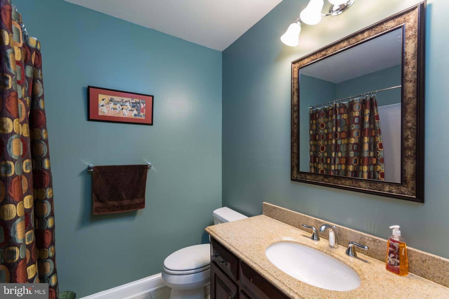 20540 Gleedsville Road Leesburg, VA 20175 - Photo 20 of 28 Bath