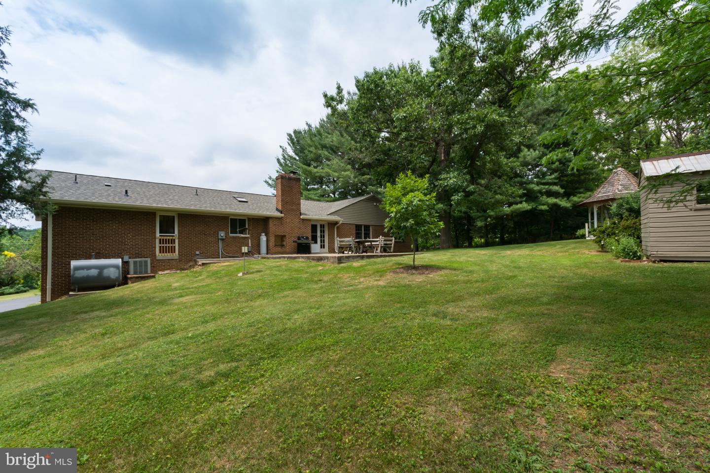 20540 Gleedsville Road Leesburg, VA 20175 - Photo 26 of 28 Exterior (Rear)