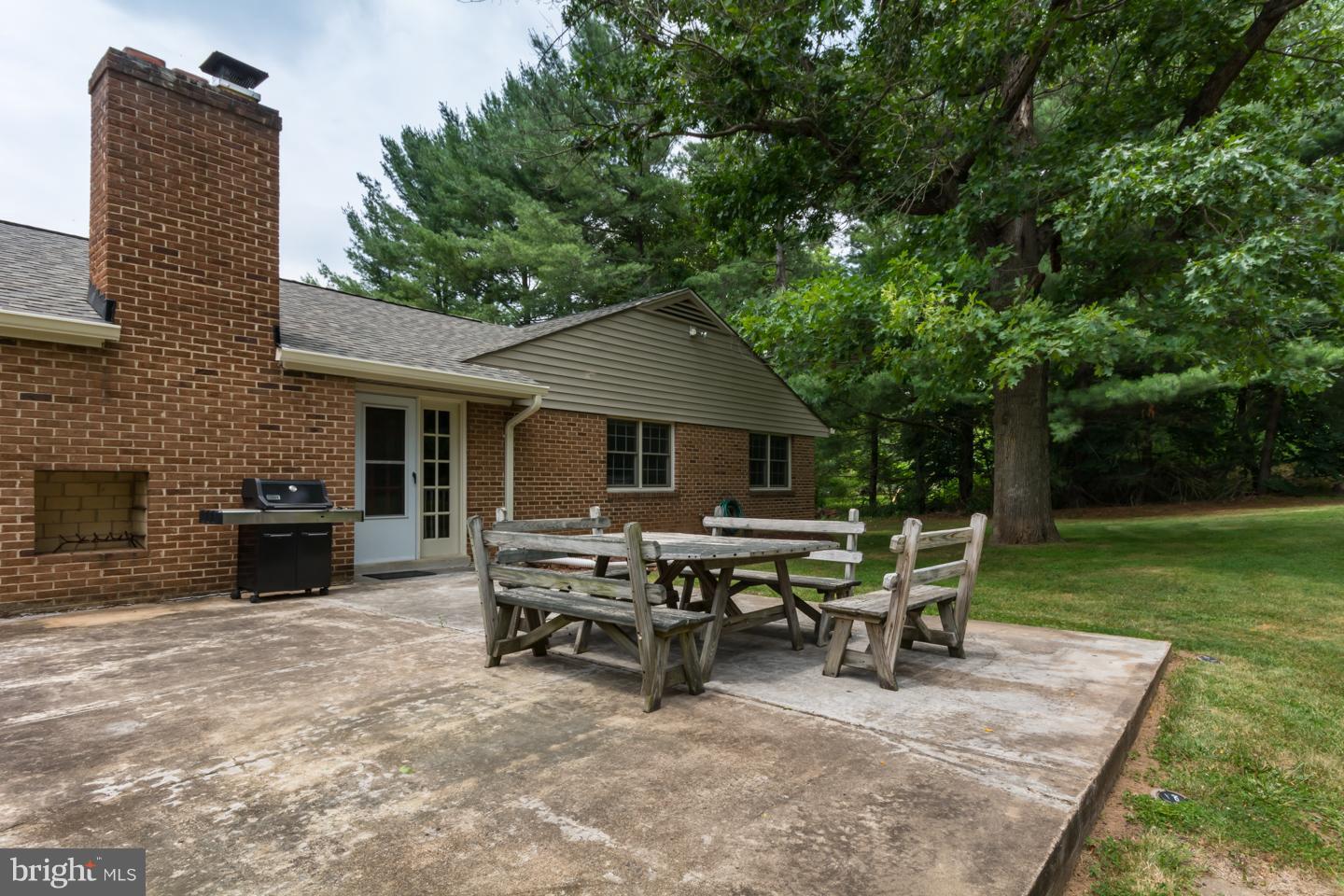 20540 Gleedsville Road Leesburg, VA 20175 - Photo 27 of 28 Exterior (Rear)