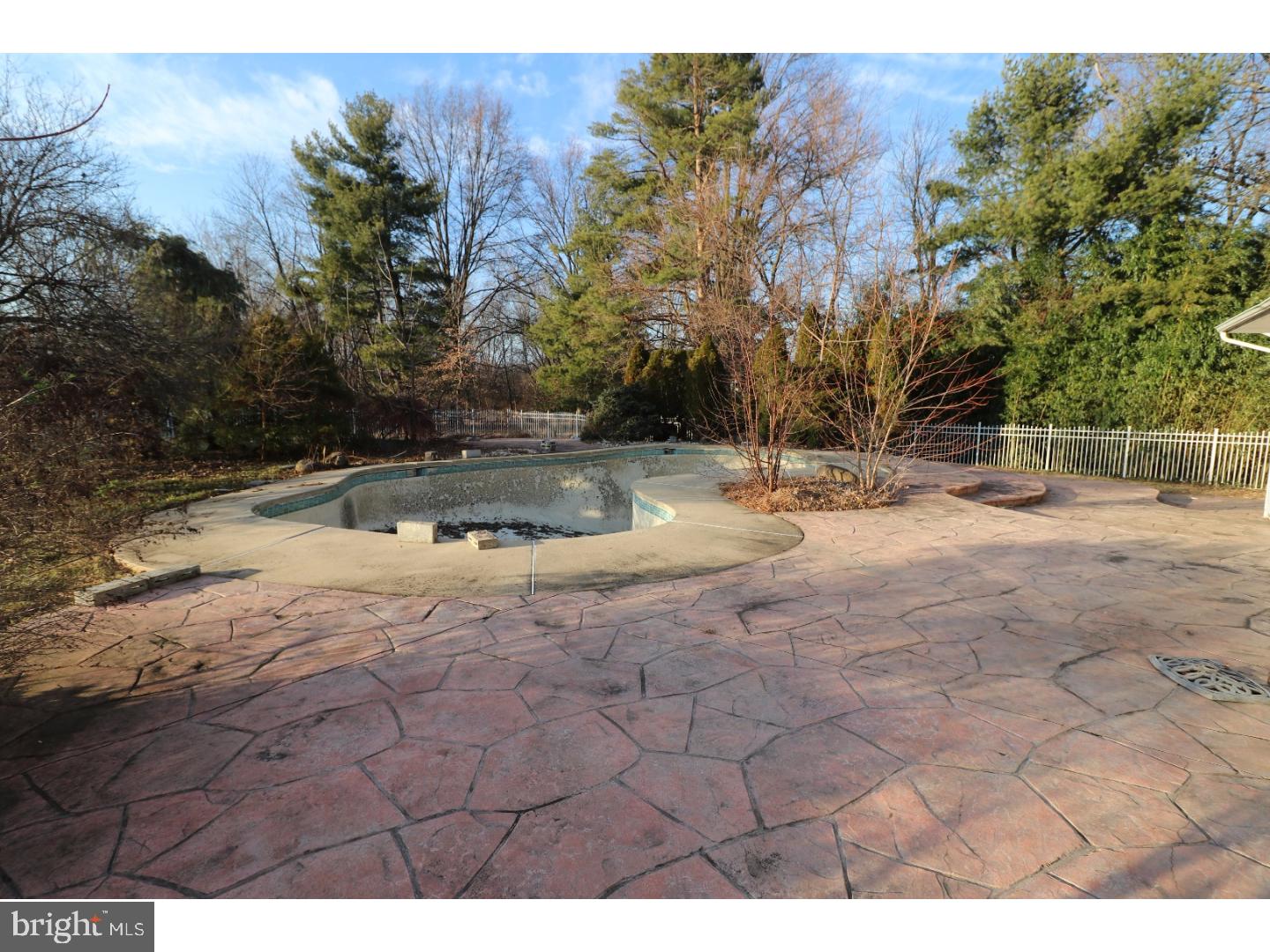 412 Lower State Road North Wales, PA 19454 - Photo 5 of 21 Back Yard
