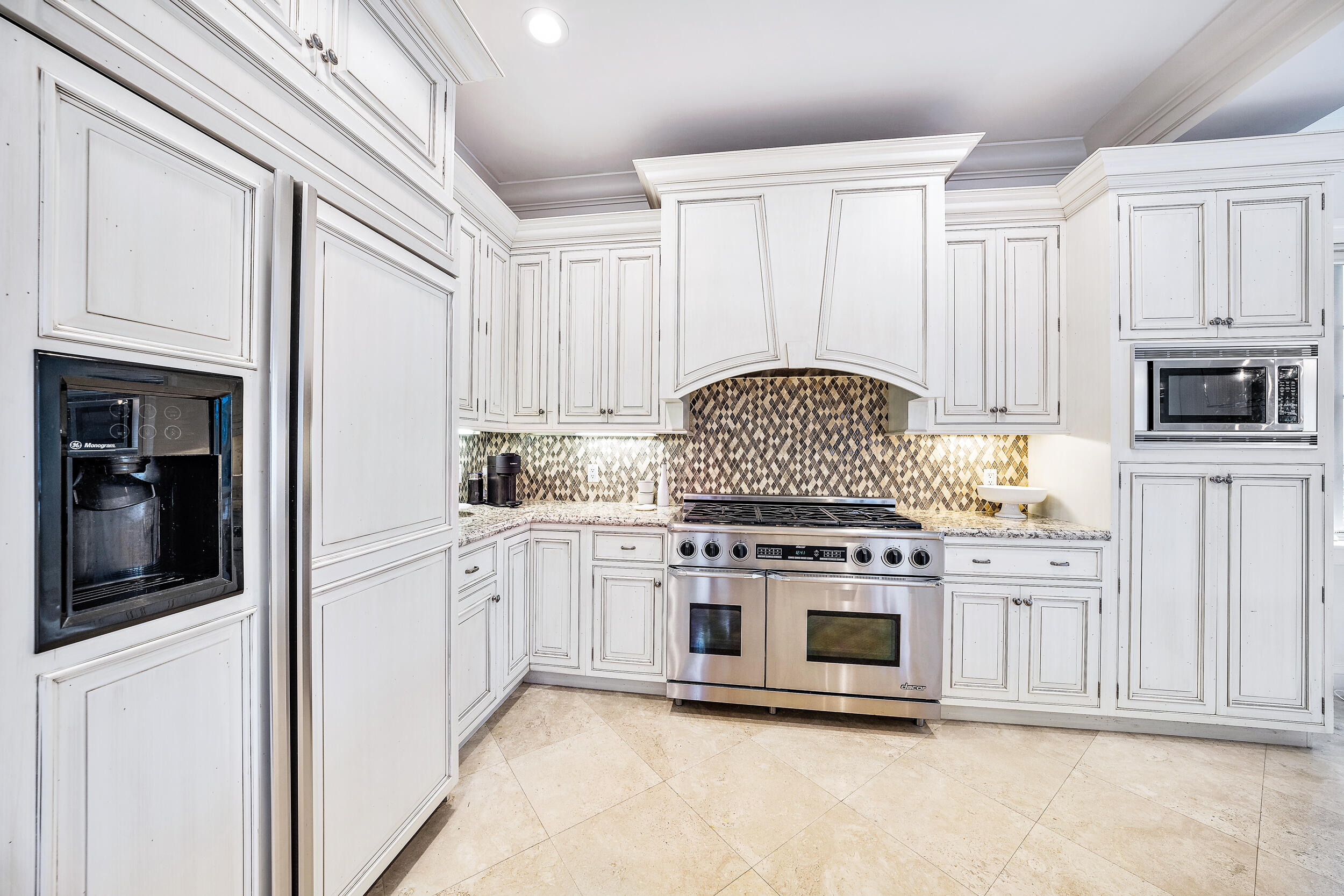 426 Red Hawk Drive Jupiter, FL 33477 - Photo 20 of 29 Kitchen