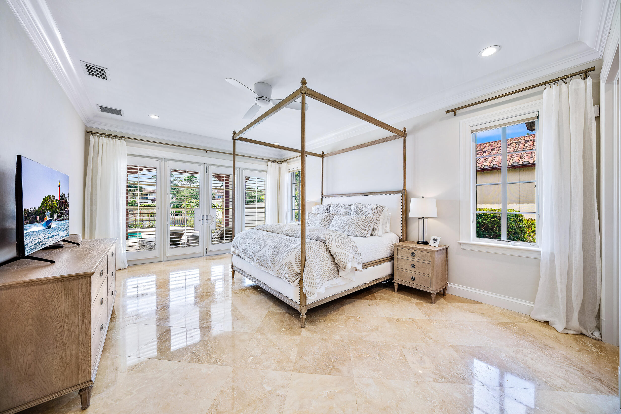 426 Red Hawk Drive Jupiter, FL 33477 - Photo 10 of 29 Primary 1st floor bedroom