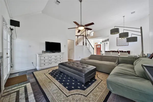 $2,545 | 7518 Ashton Drive, Houston, TX 77095