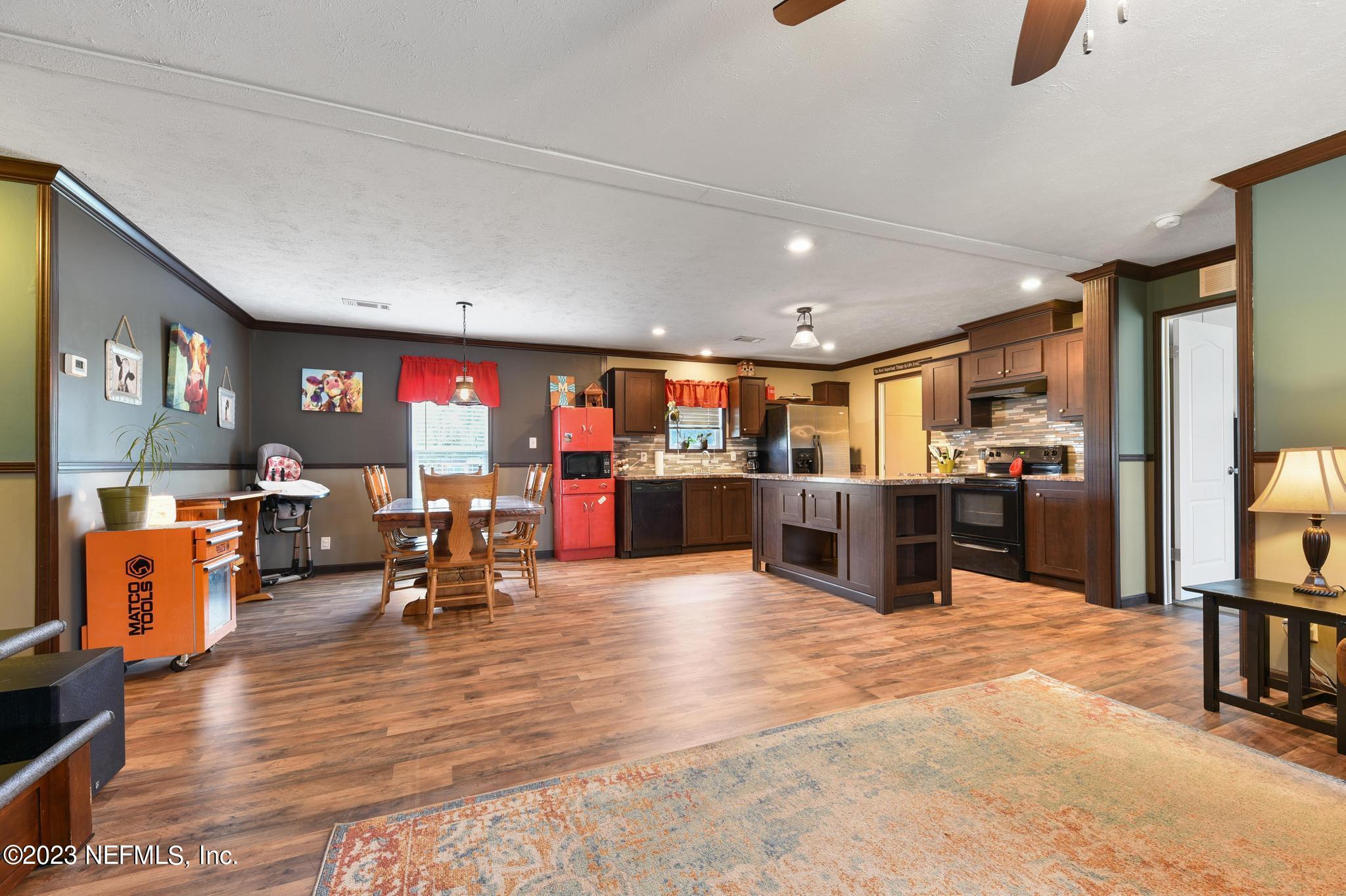 4028 Starratt Road Jacksonville, FL 32226 - Photo 5 of 25 SM8923-05