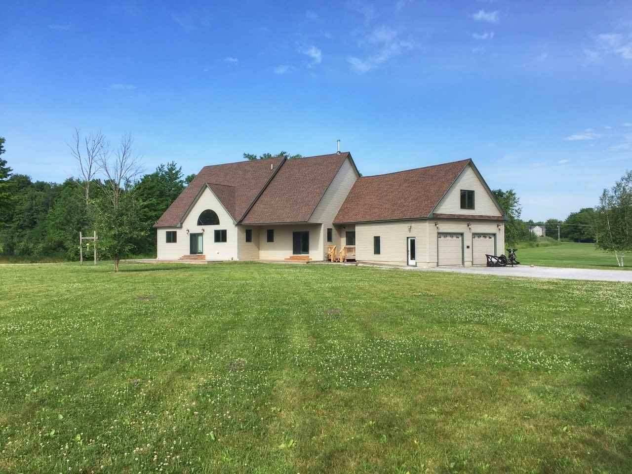 2116 Highgate Road Swanton, VT 05478 - Photo 3 of 28
