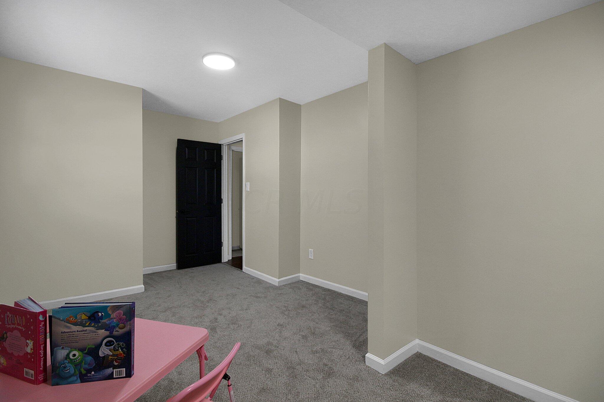 500 Hilock Road Columbus, OH 43207 - Photo 15 of 23 17-web-or-mls-500-hilock-rd