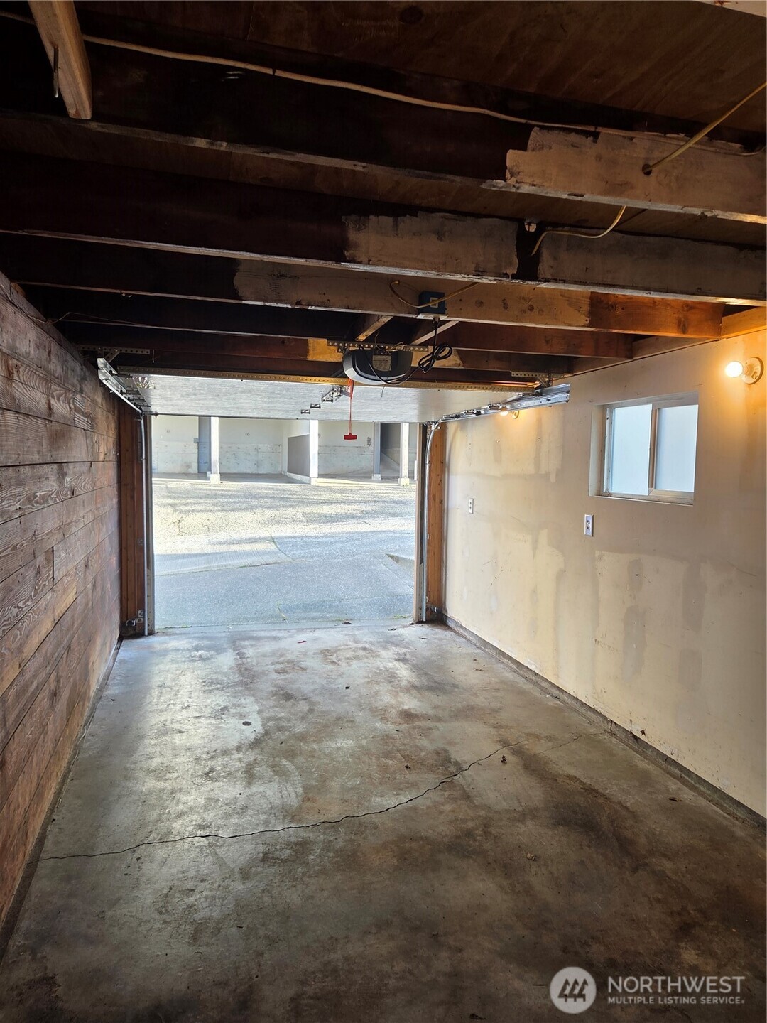 3050 60th Avenue Southwest Seattle, WA 98116 - Photo 13 of 13