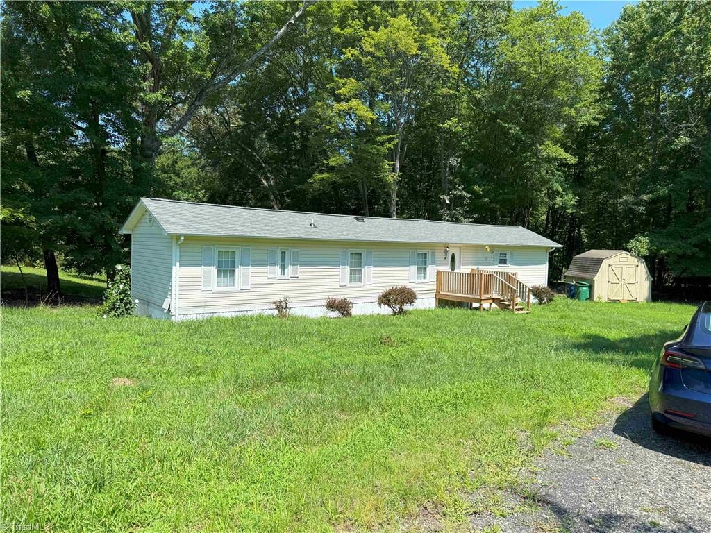 1835 Mt Carmel Church Road Reidsville, NC 27320 - Photo 2 of 20