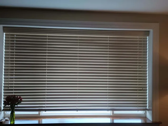 $167,500 | 1880 Bonnie Lane, Unit 112, Hoffman Estates, IL 60169