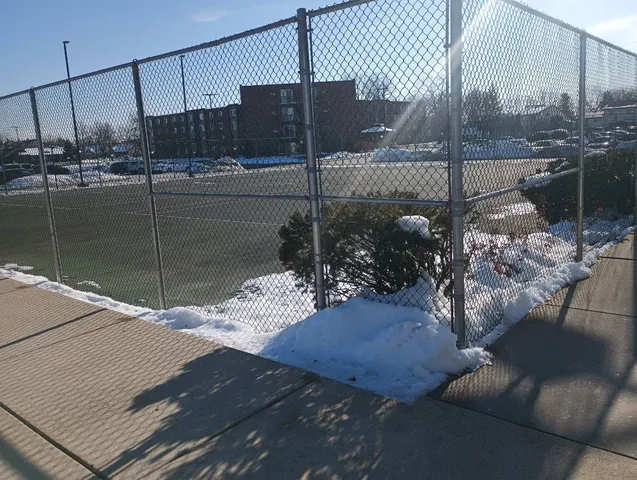 $167,500 | 1880 Bonnie Lane, Unit 112, Hoffman Estates, IL 60169