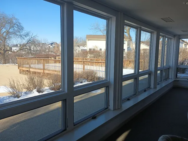 $167,500 | 1880 Bonnie Lane, Unit 112, Hoffman Estates, IL 60169