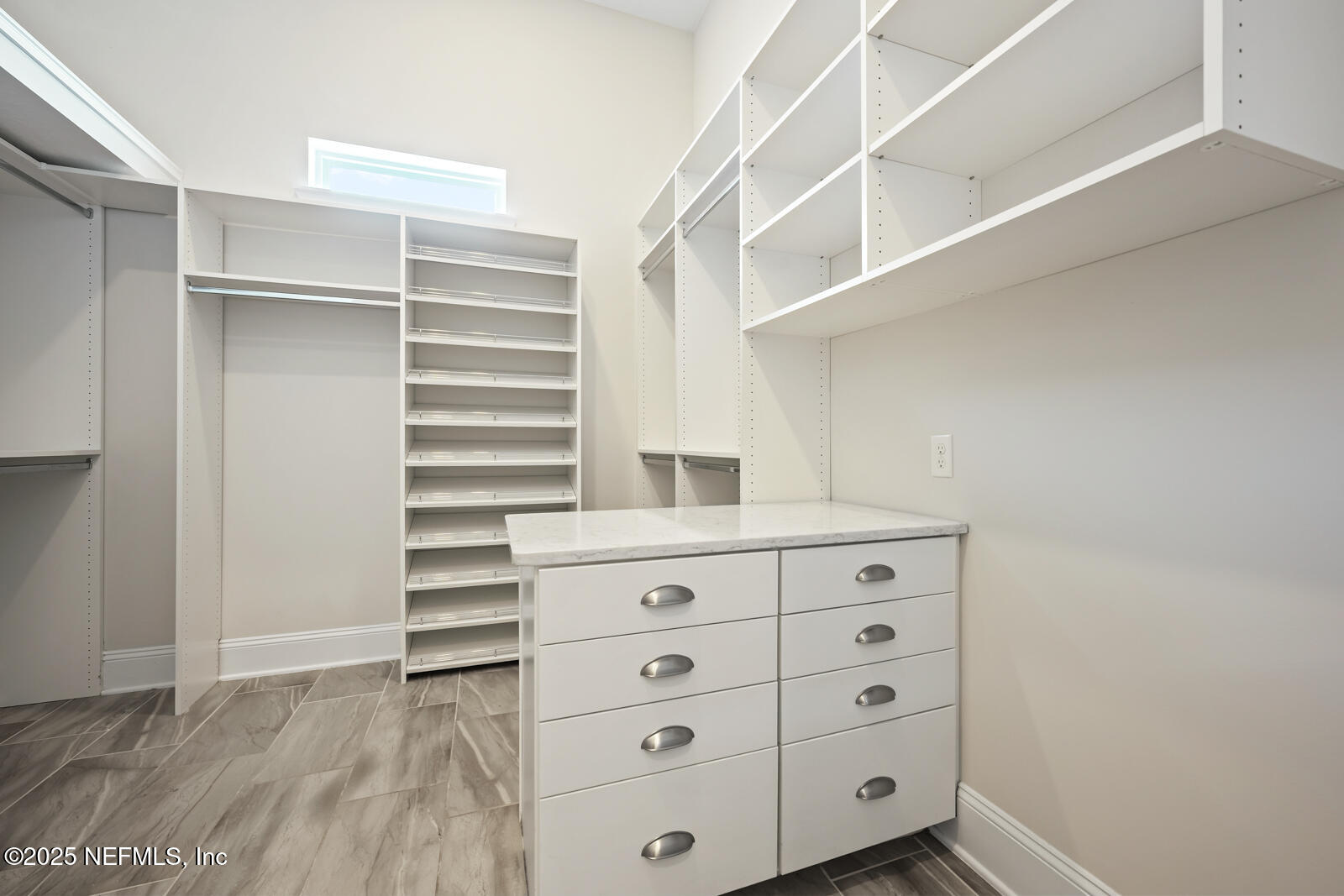 190 Deer Valley Drive Ponte Vedra, FL 32081 - Photo 42 of 95 a view of an empty walk in closet